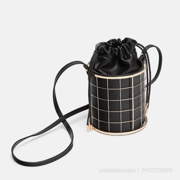 Zara Handbags - Zara Metal Basket Black Vegan Leather Bucket Bag